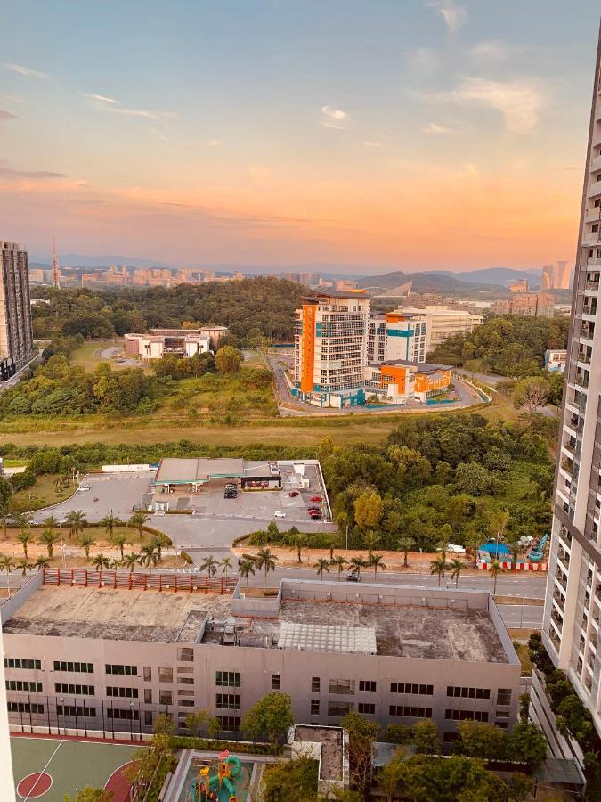 Cosy Studio Netflix Selfcheckin Cyberjaya 2 Экстерьер фото